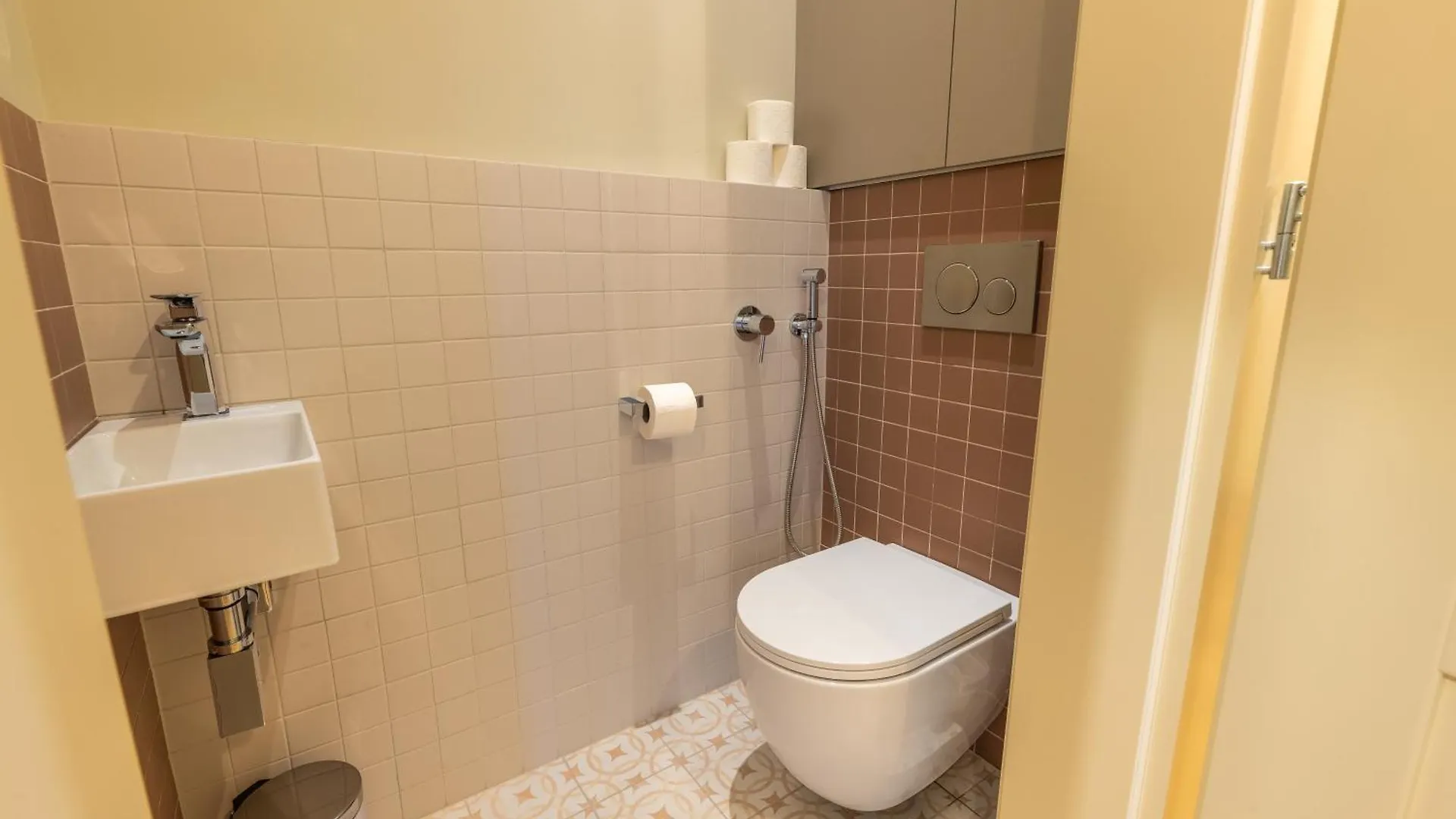 Luxury 2 Bedroom Apartment With Ac In The Old Town Praga Repubblica Ceca