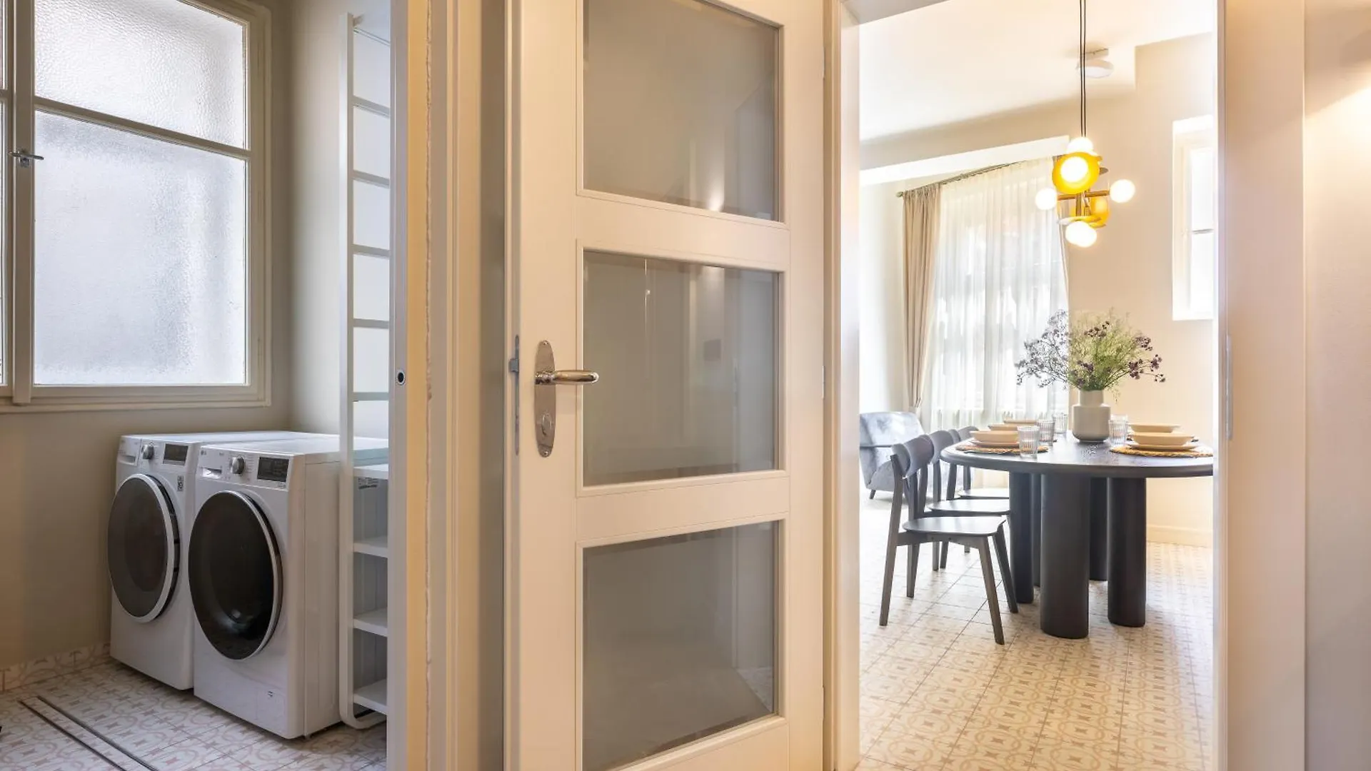 Luxury 2 Bedroom Apartment With Ac In The Old Town Praga 0*,